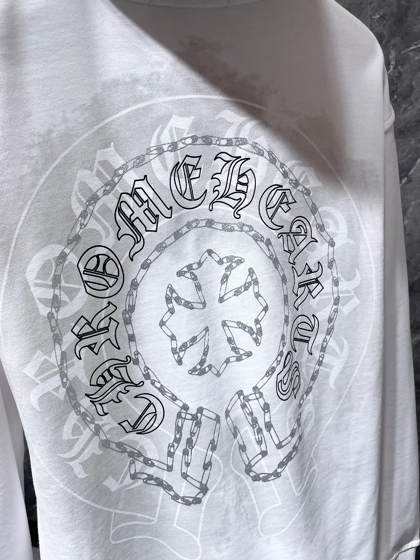 P250 Chrome Hearts Autumn and Winter 2025 Counter Synchronization ❤️ Chrome Sanskrit Cross Foamed Sweatshirt Improved Customized Version 1:1 High-Gram Weight High-Quality Fabric Recommended Color: White Black Size: S, M, L, XL